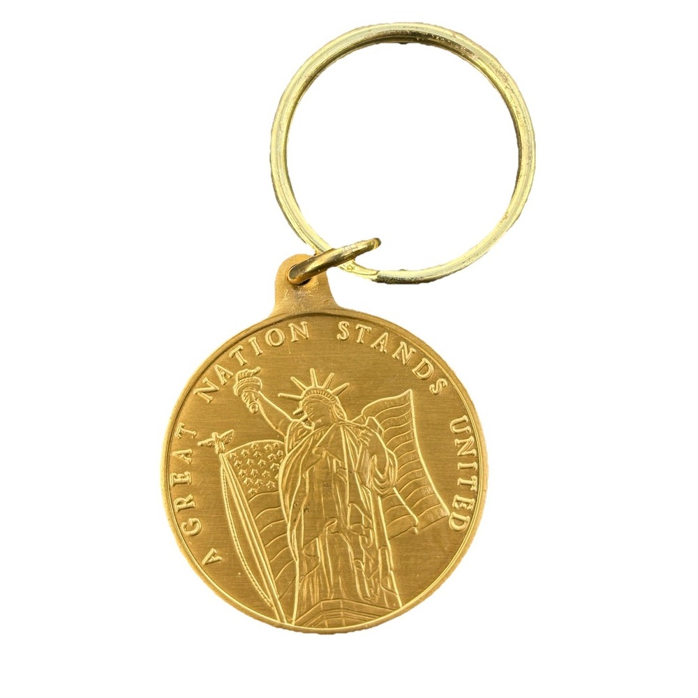 America United Gold Tone Coin Keychain 2001 Avon Vintage New In Box